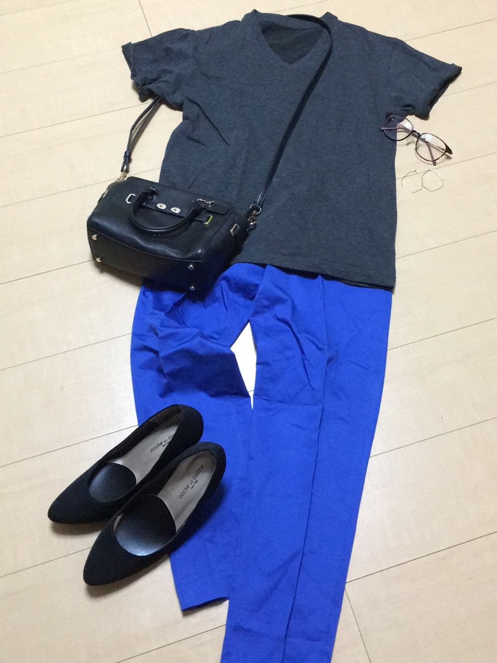 とーままさんの（UNIQLO）を使ったコーディネートの1枚目の写真