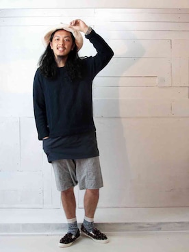 「VOO(ヴォー)のアイテム(パンツ)」を使った、マッシーさん(メンズ・174cm)の秋コーディネート