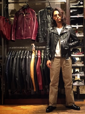 「schott(ショット)のアイテム」を使った、yamazakiさん(メンズ・170cm)の秋コーディネート