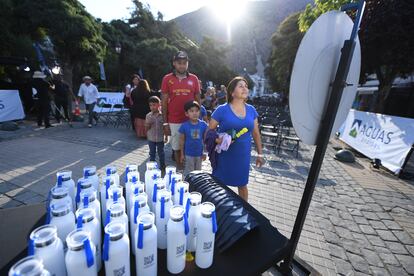 exhibió el documental Laguna Negra y la película Elementos en la Plaza de San José de Maipo.