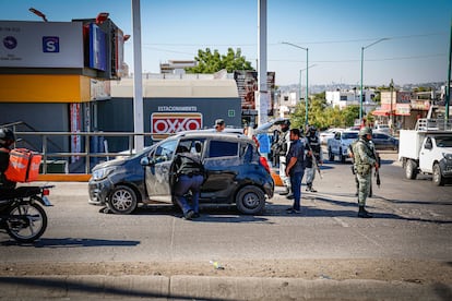 Operativo en la colonia Alturas del Sur, en Culiacán, como parte de las acciones de seguridad en Sinaloa. EL 26 de diciembre 2024.