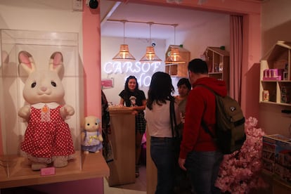 El local de Carlos Garay y Sofía Gómez en el tianguis de Balderas.