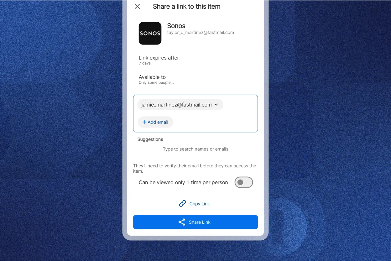 1Password 應用程式顯示「分享此項目的連結」對話方塊。對話方塊會顯示電子郵件地址,以及將連結有效期設定為 7 天和「僅對某些人」提供連結的選項。有「每人只能查看 1 次」的核取方塊,以及「共用連結」和「複製連結」的按鈕。