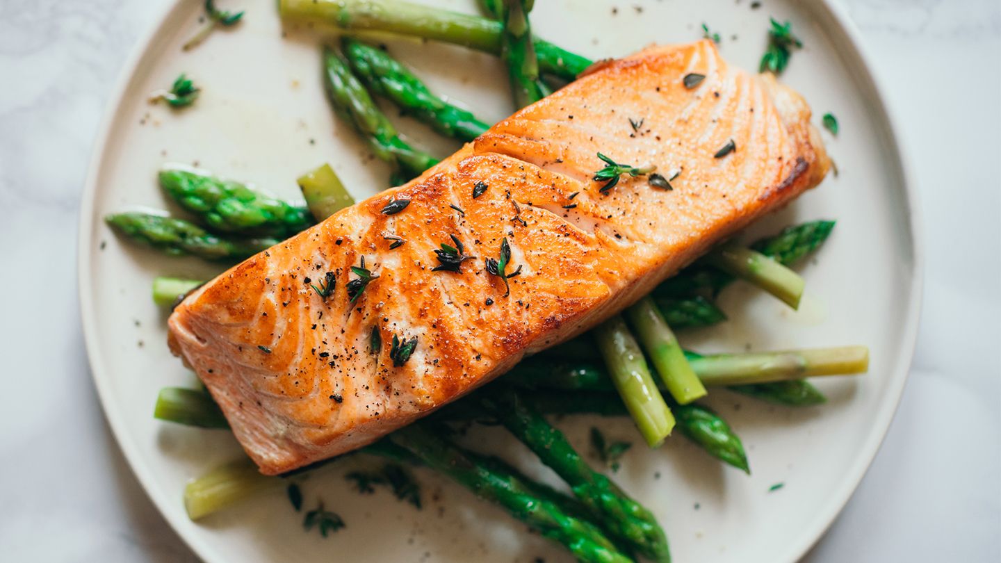 salmon and asparagus