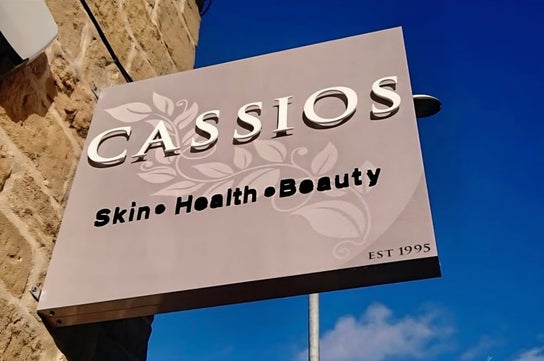 Foto de Salón de belleza para Cassios Skin Health & Beauty Salon