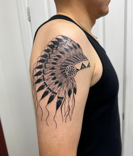 Foto de Tatuajes y piercings para Julia Body Art