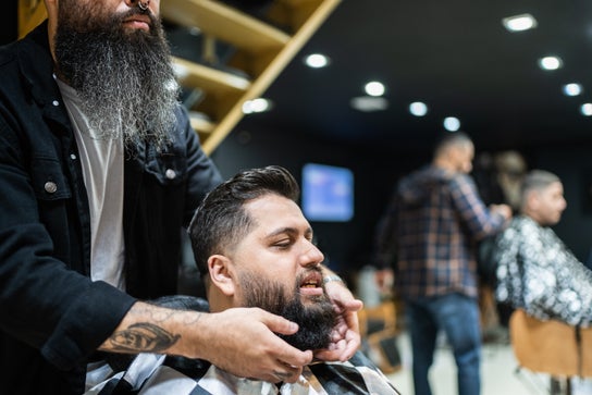 Barbershop image for Barbearia Berrini - Brooklin Novo/Cidade Monções! Corte de cabelo, barba com toalha quente, progressiva!