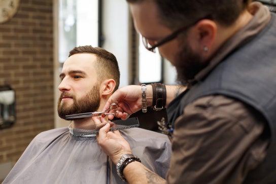 Tyypin Parturi palvelun kuva liikkeelle Barbearia Marcello