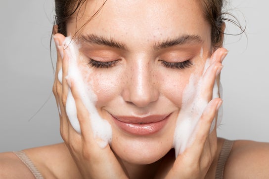 Salon kosmetyczny obraz dla: Dreams Threading and Spa