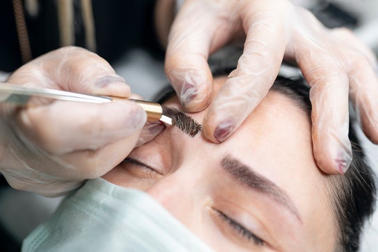 Eyebrows & Lashes image for The Raven Queen