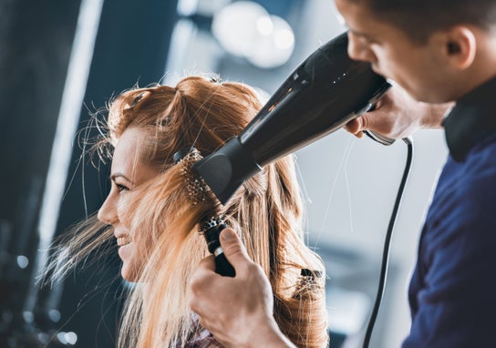 Imagem de Cabeleireiro para Barbería y Estética Kary