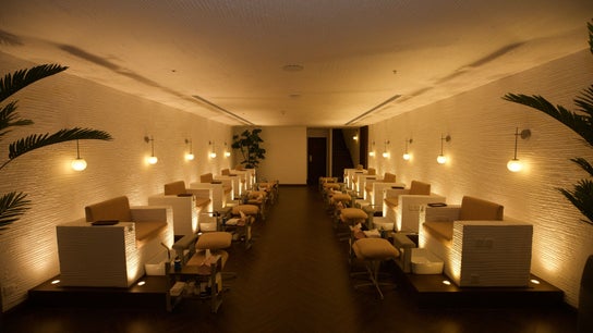 Claws Nail Bar - Jeddah