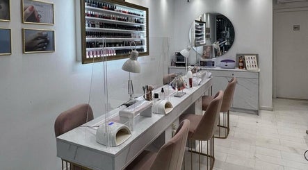 Imagen 2 de DIELLANAILS Beauty - Bar Glyfada