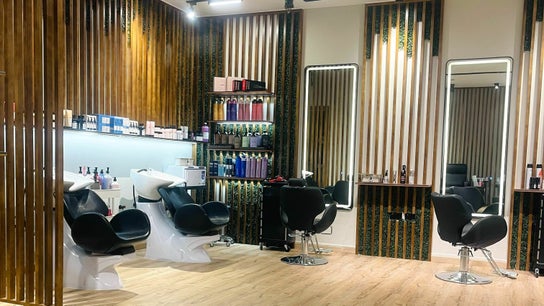 82 House Of Beauty Saloon