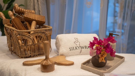 Silkywrap Ladies Beauty and Spa