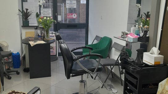 The Salon Glow