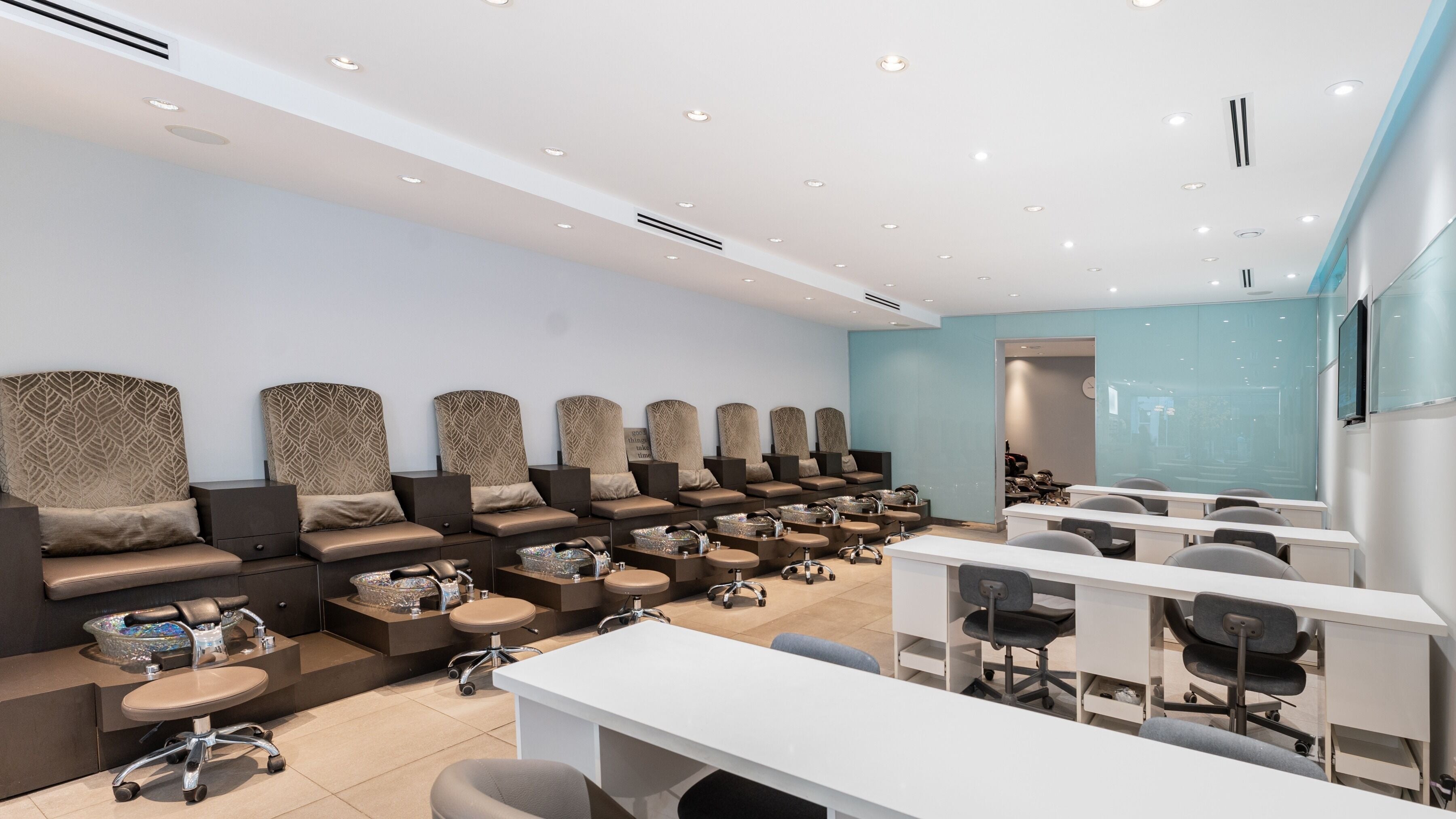 Luxurious seating area at Star Nails & Spa, Toronto, Ontario, CA for relaxing beauty treatments.