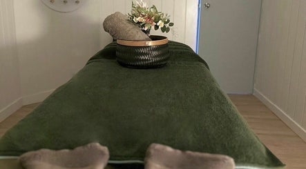 Hampton Thai Massage and Spa on Sandringham image 2