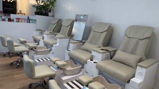 Anna's Nails and Spa