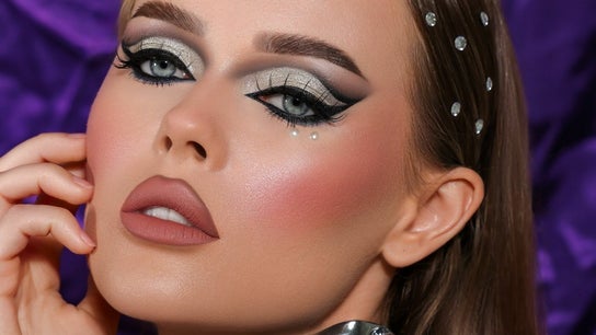 Fozgkhan_Makeup (Home Service)