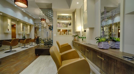 Imagen 3 de Pure Self Salon N Spa | AVEDA Salon