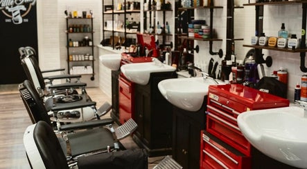 Pavia - Cc Carrefour | Little Italy Barbershop