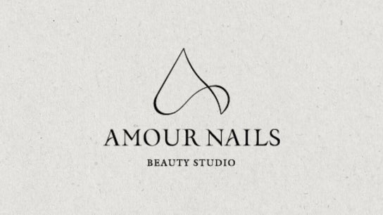 Amour Nails