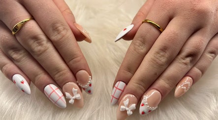 Nailvilla By Janis