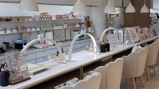 Rêverie Nails Lounge