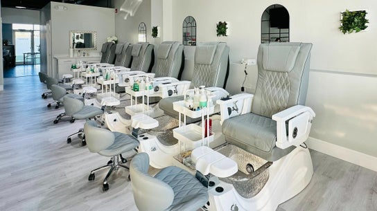 Voila Nails & Spa