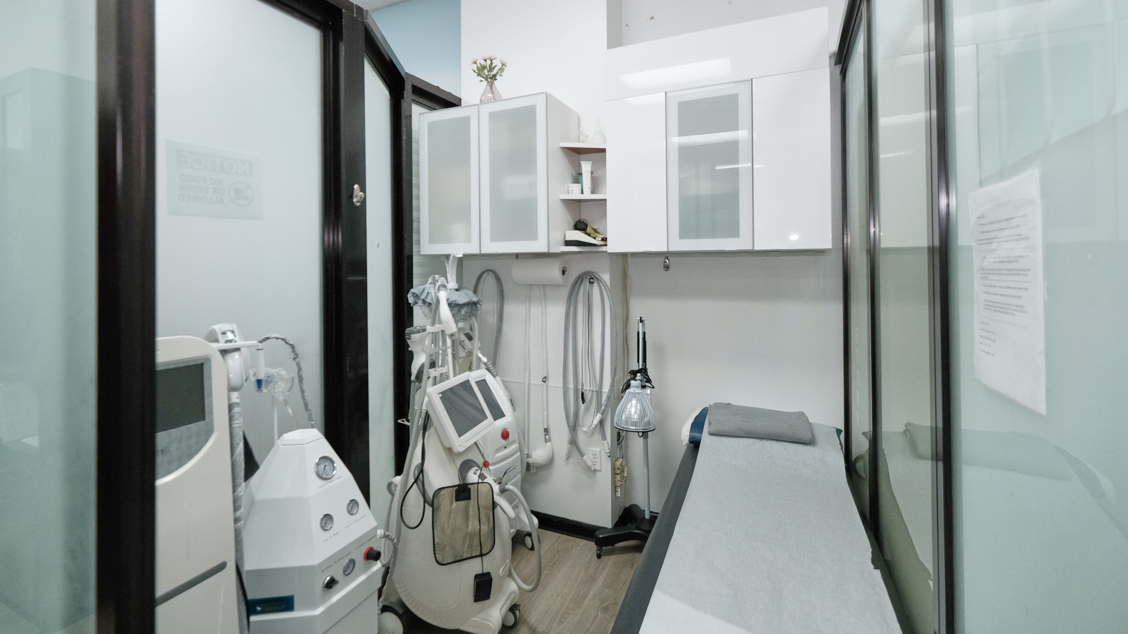 Modern treatment room at HealthKey Group Wellington - Manhattan, New York, New York, US.