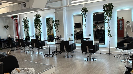 Casagrande Salon