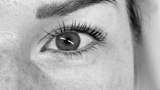Beauty By Laura
