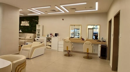 Hair Space Ladies Salon by Zain & Steve