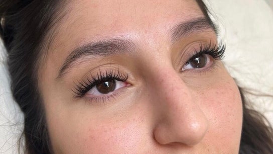 Ziza Lashes