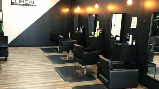 Five Zero Six Salon