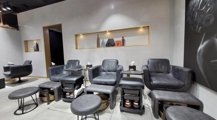 Image de Samarz Beauty Lounge - Sobha Hartland Greens 3