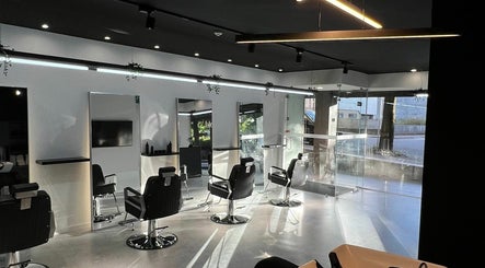 Blend Men's Salon | Taipas