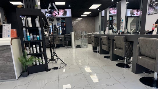 Alaan Williams Hair Experts