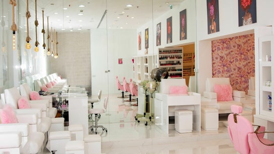 Mrs Cutting Edge Ladies Salon - Ibn Battuta Mall