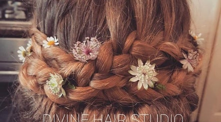 Divine Hair Studio