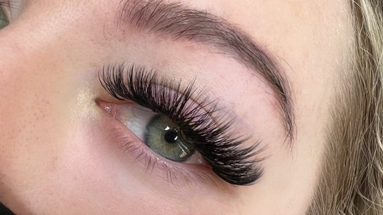 Chlo’s Lash