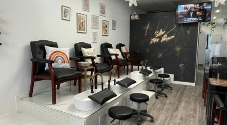 Salon Tres Beau