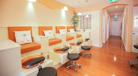 Imagen 2 de Pinky Nails and Spa on Davisville