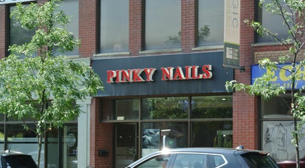 Imagen 3 de Pinky Nails and Spa on Davisville