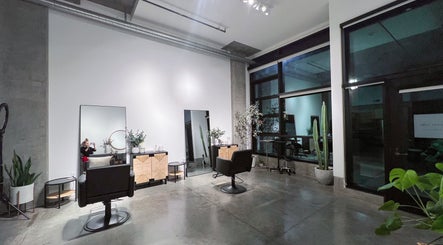 LEVEL NINE SALON & STUDIO