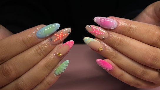 Mani’s with Mya