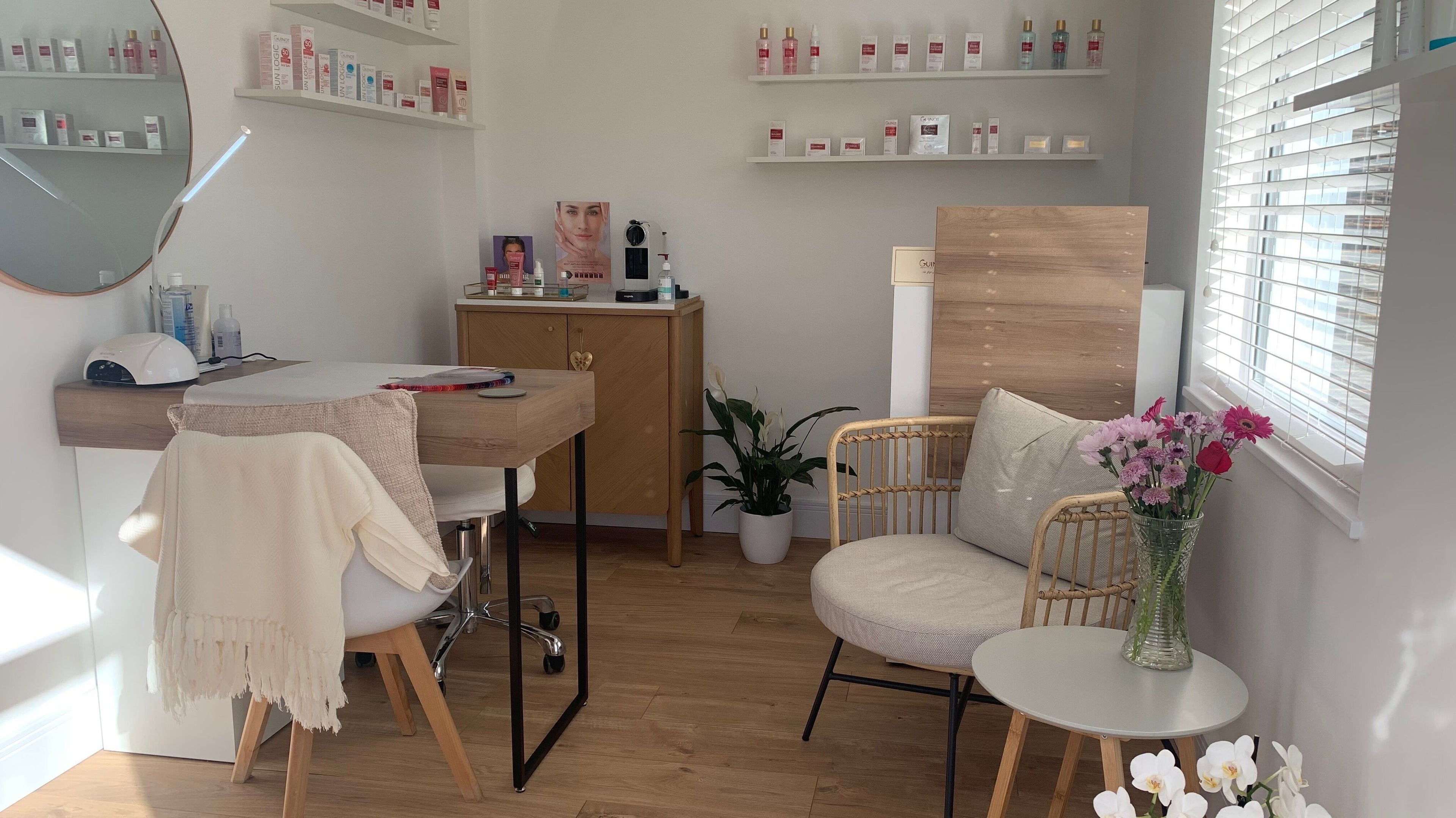 Cozy beauty room at Vanilla Health & Beauty in Jersey, St Saviour, featuring a stylish setup and skincare products.