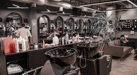 AlWaha 30 Degrees Barbershop afbeelding 2