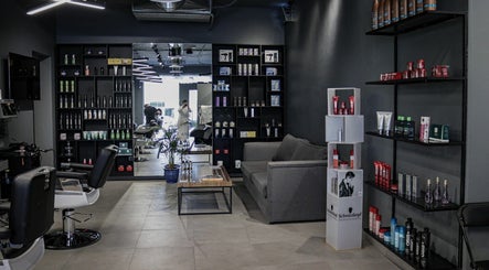 Al Hamra | 30 Degrees Barbershop imagem 2